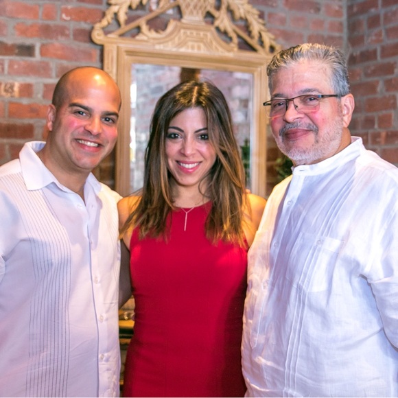 Worn twice beautiful structured dress - Picture 2 of 3